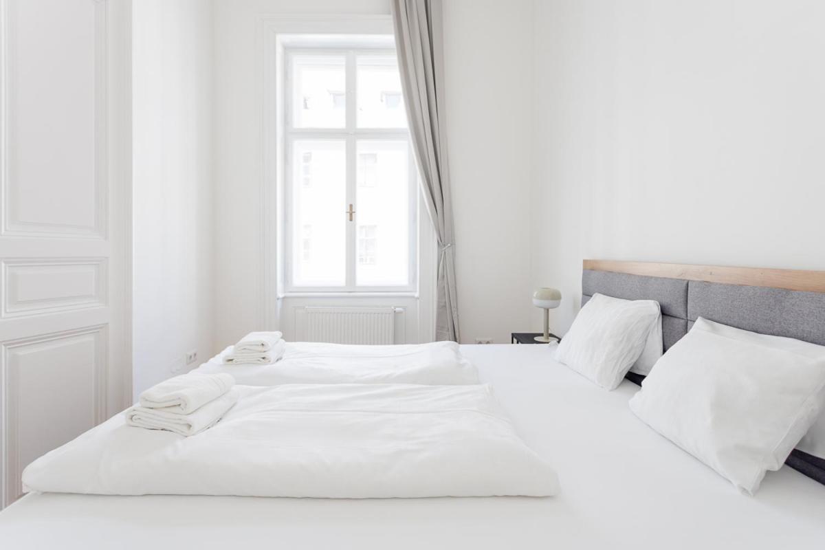 4Ty3 Apartments - Stadtpark City Apartment Is Calling Wien Eksteriør billede